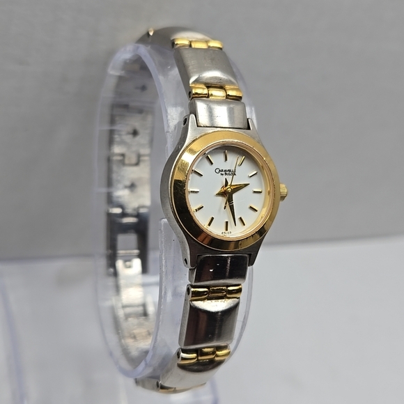 Womens Caravelle Bulova Gold Silver Two Tone Watch 45L03 Petite New Battery - Picture 3 of 9